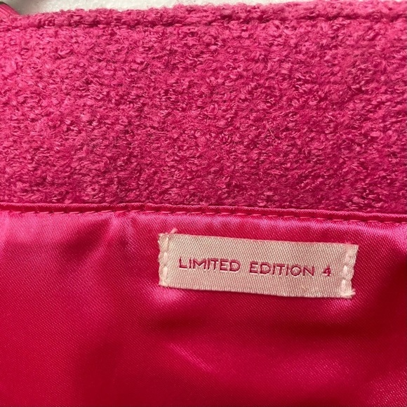 Vintage Limited Edition Pink Tweed
Goldie Bag Purse Chain Pockets
Barbiecore - Picture 12 of 15